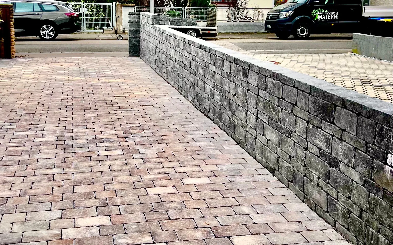Mauerbau & Baggerarbeiten — Beispiel aus unseren Projekten